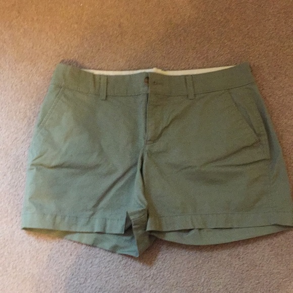 3 pairs of Old Navy Shorts. Size 4. - Picture 4 of 7